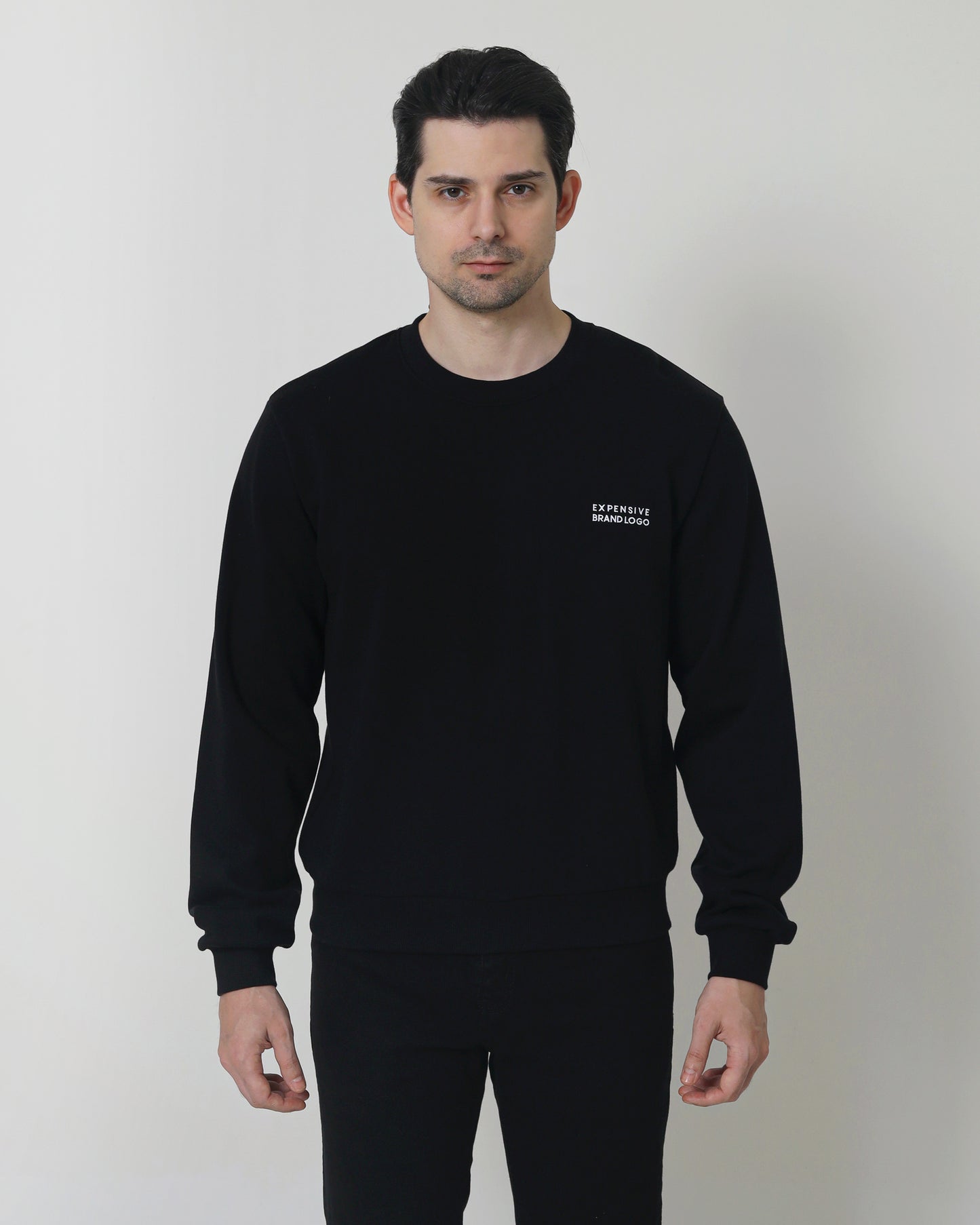 THE SWEATSHIRT - Black